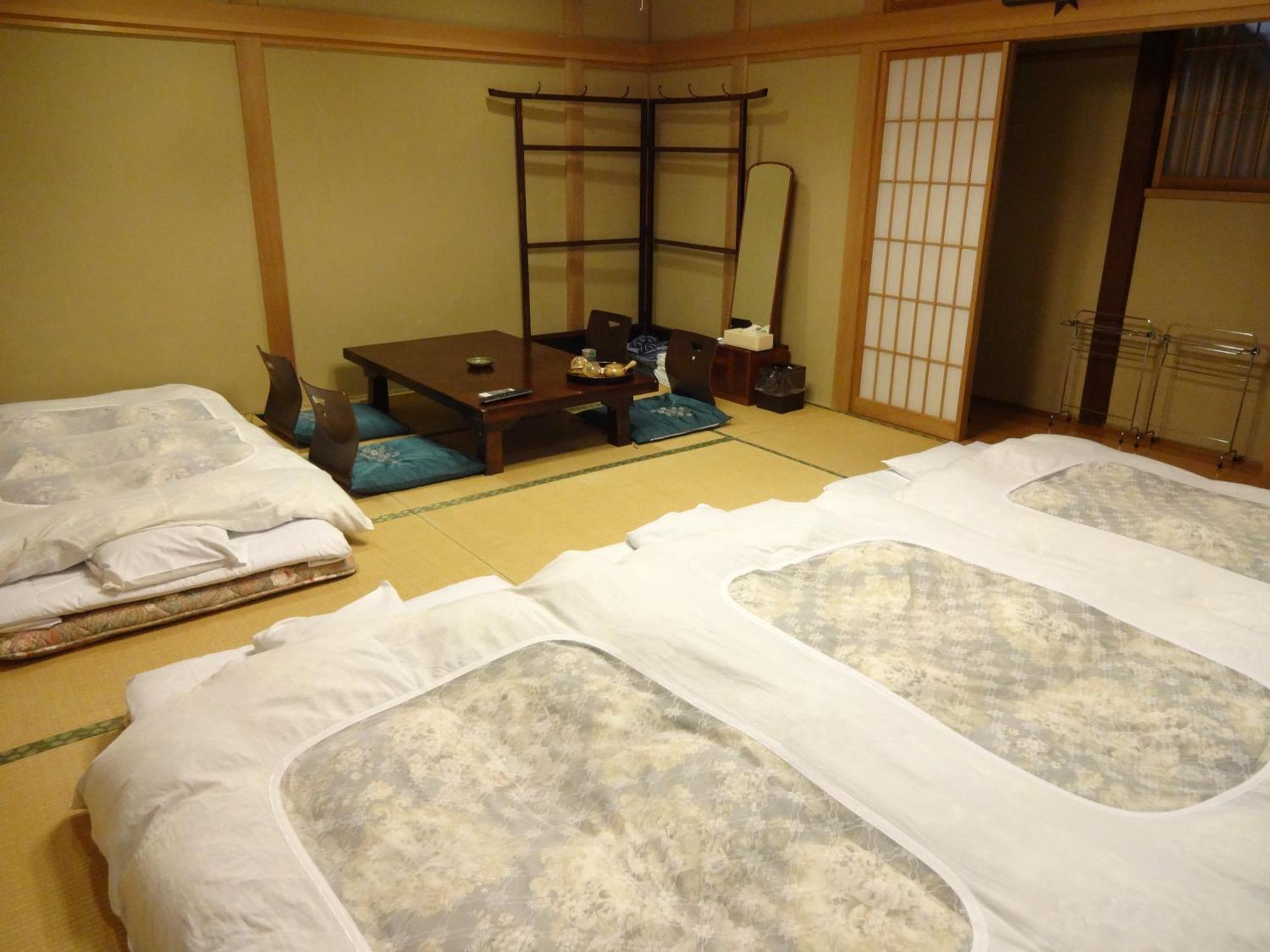 Chuokan Shimizuya Ryokan Nagano Camera foto