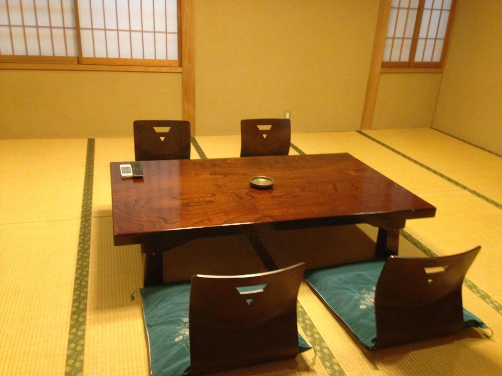 Chuokan Shimizuya Ryokan Nagano Camera foto